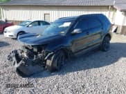 ✅ 2017 Ford Explorer XLT • VIN: 1FM5K8D8XHGA30913 • Lot: 41957873. Wystawiony na IAAI z przebiegiem 146 872 mil. Bezpłatny archiwum sprzedaży aukcyjnych z USA i szczegółowy raport historii pojazdu na DreamBid. Zdjęcie 2.