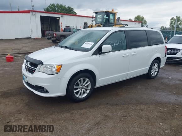 ✅ 2018 Dodge Grand Caravan SXT • VIN: 2C4RDGCG1JR298773 • Lot: 43280298. Wystawiony na IAAI z przebiegiem 82 903 mil. Bezpłatny archiwum sprzedaży aukcyjnych z USA i szczegółowy raport historii pojazdu na DreamBid. Zdjęcie 17.