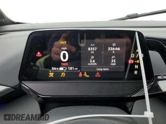 ✅ 2022 Volkswagen ID.4 Pro • VIN: WVGRMPE24NP071453 • Lot: 81769333. Listed on Copart with 8,357 mi. Free auction sales archive from the USA and detailed vehicle history report at DreamBid. Image 9.