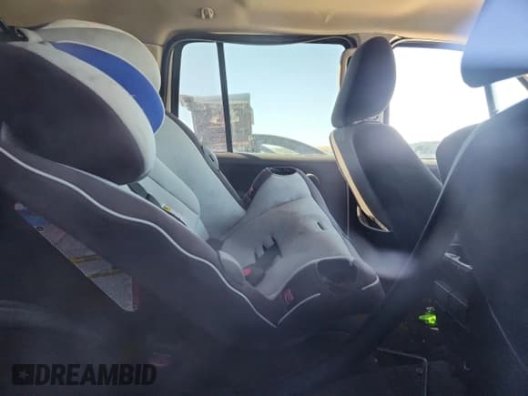 ✅ 2009 Ford Explorer XLT • VIN: 1FMEU73E59UA31417 • Lot: 82594755. Wystawiony na Copart z przebiegiem Nie podano. Bezpłatny archiwum sprzedaży aukcyjnych z USA i szczegółowy raport historii pojazdu na DreamBid. Zdjęcie 10.