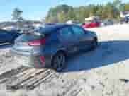 2021 Hyundai Veloster 2.0 z VIN KMHTG6AF3MU032658, wystawiony jako IAAI lot #41356076 z przebiegiem 70 881 mil mil oraz . Historia ofert i sprzedaży dostępna na DreamBid. Obrazek 4.