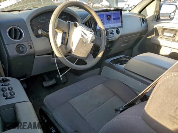 ✅ 2005 Ford F-150 XLT • VIN: 1FTPX14505FA72231 • Lot: 92833535. Listed on Copart with 173,487 mi. Free auction sales archive from the USA and detailed vehicle history report at DreamBid. Image 8.