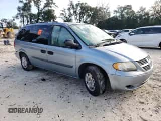 2005 Dodge Caravan SE с VIN 1D4GP24R45B362670, выставлен на аукционе Copart как лот 74986924 с пробегом Не указан миль и Списание • Salvage title. История ставок и продаж доступна на DreamBid. Изображение 4.