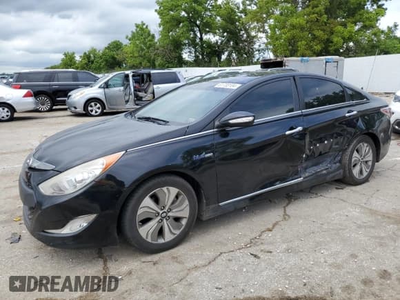 ✅ 2013 Hyundai Sonata Limited • VIN: KMHEC4A4XDA092476 • Lot: 61733184. Listed on Copart with 165,236 mi. Free auction sales archive from the USA and detailed vehicle history report at DreamBid. Image 1.