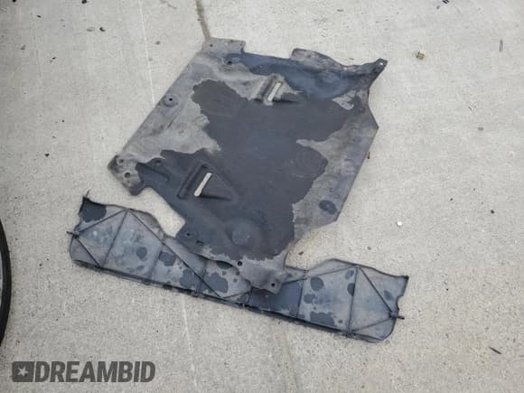 ✅ 2015 Volvo S60 T5 Drive-E Platinum • VIN: YV140MFD7F2301858 • Лот: 44586105. Опубликован ранее на Copart с пробегом 50 575 миль. Бесплатный доступ к архиву аукционных продаж из США и подробный отчёт об истории автомобиля на DreamBid. Изображение 12.