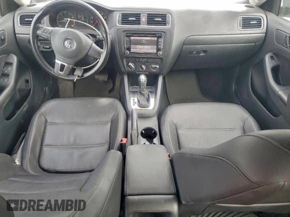 ✅ 2011 Volkswagen Jetta SE • VIN: 3VWDZ7AJ7BM358877 • Lot: 96138455. Listed on Copart with 133,587 mi. Free auction sales archive from the USA and detailed vehicle history report at DreamBid. Image 8.