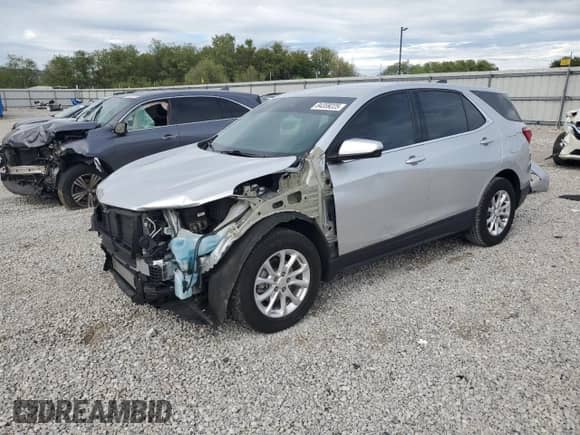 2020 Chevrolet Equinox LT z VIN 3GNAXKEVXLS709491, wystawiony jako Copart lot #84359225 z przebiegiem 81 747 mil mil oraz Szkoda całkowita • Salvage title. Historia ofert i sprzedaży dostępna na DreamBid. Obrazek 1.