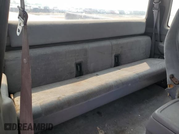 ✅ 1997 Ford F-250 • VIN: 1FTHX26H3VEC25689 • Lot: 67175975. Wystawiony na Copart z przebiegiem 219 753 mil. Bezpłatny archiwum sprzedaży aukcyjnych z USA i szczegółowy raport historii pojazdu na DreamBid. Zdjęcie 10.