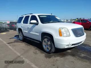✅ 2007 GMC Yukon • VIN: 1GKEC13J47R138884 • Lot: 42488393. Listed on IAAI with 189,158 mi. Free auction sales archive from the USA and detailed vehicle history report at DreamBid. Image 1.