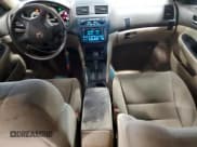 ✅ 2006 Honda Accord LX • VIN: 3HGCM56436G708886 • Лот: 89733005. Опубликован ранее на Copart с пробегом 249 371 миль. Бесплатный доступ к архиву аукционных продаж из США и подробный отчёт об истории автомобиля на DreamBid. Изображение 8.