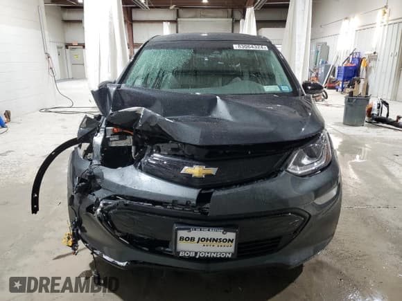 ✅ 2020 Chevrolet Bolt EV LT • VIN: 1G1FW6S09L4134746 • Lot: 83064324. Wystawiony na Copart z przebiegiem 18 826 mil. Bezpłatny archiwum sprzedaży aukcyjnych z USA i szczegółowy raport historii pojazdu na DreamBid. Zdjęcie 5.