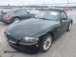 ✅ 2005 BMW Z4 2.5i • VIN: 4USBT33515LS56835 • Lot: 43614484. Wystawiony na IAAI z przebiegiem 117 255 mil. Bezpłatny archiwum sprzedaży aukcyjnych z USA i szczegółowy raport historii pojazdu na DreamBid. Zdjęcie 2.
