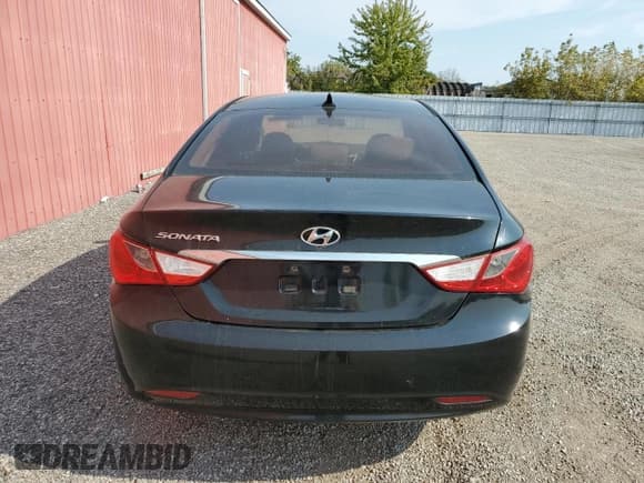✅ 2013 Hyundai Sonata GLS • VIN: 5NPEB4AC6DH710917 • Lot: 73547464. Listed on Copart with 199,376 mi. Free auction sales archive from the USA and detailed vehicle history report at DreamBid. Image 6.
