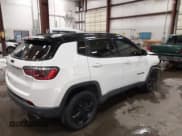✅ 2019 Jeep Compass Latitude • VIN: 3C4NJDBB2KT616748 • Lot: 43093628. Listed on IAAI with 87,538 mi. Free auction sales archive from the USA and detailed vehicle history report at DreamBid. Image 4.