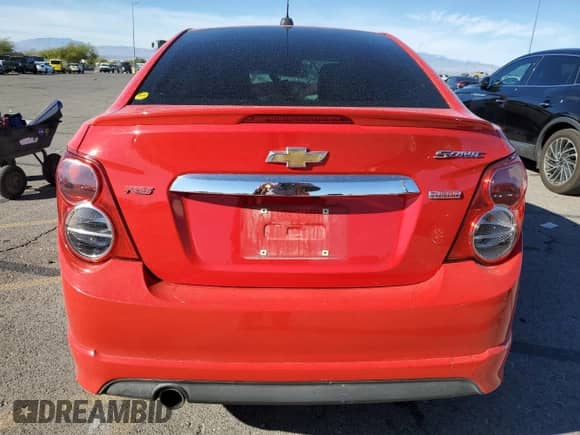 2015 Chevrolet Sonic RS с VIN 1G1JG5SB5F4135948, выставлен на аукционе Copart как лот 78258254 с пробегом Не указан миль и Списание • Salvage title. История ставок и продаж доступна на DreamBid. Изображение 6.