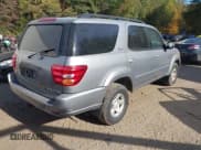 ✅ 2002 Toyota Sequoia SR5 • VIN: 5TDBT44AX2S070809 • Лот: 43394810. Опубликован ранее на IAAI с пробегом 239 685 миль. Бесплатный доступ к архиву аукционных продаж из США и подробный отчёт об истории автомобиля на DreamBid. Изображение 4.