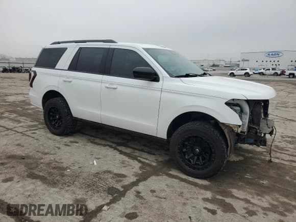 ✅ 2021 Ford Expedition XL • VIN: 1FMJU1GT6MEA02242 • Lot: 44405045. Listed on Copart with 123,702 mi. Free auction sales archive from the USA and detailed vehicle history report at DreamBid. Image 4.