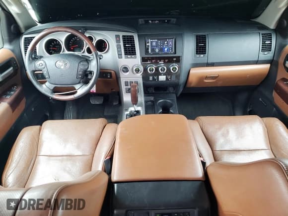 ✅ 2012 Toyota Sequoia Platinum • VIN: 5TDDW5G15CS068212 • Lot: 80955425. Listed on Copart with 217,923 mi. Free auction sales archive from the USA and detailed vehicle history report at DreamBid. Image 8.