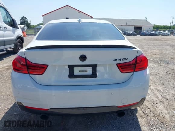 ✅ 2019 BMW 4 Series 440i xDrive • VIN: WBA4W9C52KAF94969 • Лот: 42559470. Опубликован ранее на IAAI с пробегом 93 503 миль. Бесплатный доступ к архиву аукционных продаж из США и подробный отчёт об истории автомобиля на DreamBid. Изображение 16.