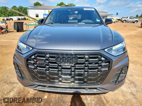 ✅ 2023 Audi SQ5 Sportback Premium Plus • VIN: WA124AFY6P2071129 • Лот: 62685485. Опубликован ранее на Copart с пробегом 39 664 миль. Бесплатный доступ к архиву аукционных продаж из США и подробный отчёт об истории автомобиля на DreamBid. Изображение 5.