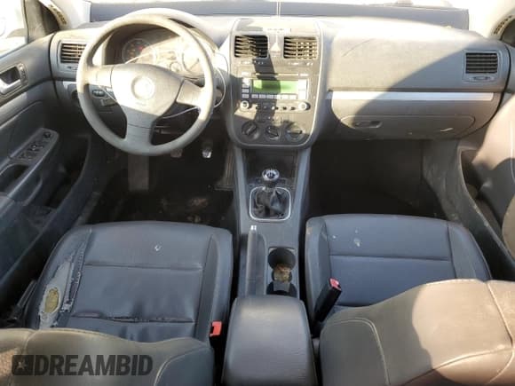 ✅ 2007 Volkswagen Jetta 2.5 • VIN: 3VWRF71KX7M054909 • Лот: 43966165. Опубликован ранее на Copart с пробегом 238 806 миль. Бесплатный доступ к архиву аукционных продаж из США и подробный отчёт об истории автомобиля на DreamBid. Изображение 8.