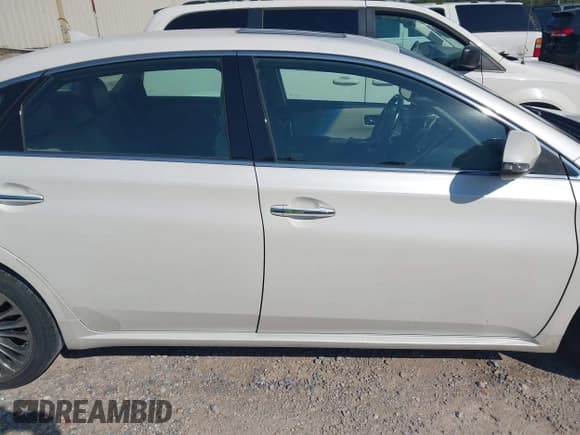 ✅ 2018 Toyota Avalon XLE • VIN: 4T1BK1EB3JU267951 • Lot: 43243588. Wystawiony na IAAI z przebiegiem 44 602 mil. Bezpłatny archiwum sprzedaży aukcyjnych z USA i szczegółowy raport historii pojazdu na DreamBid. Zdjęcie 13.