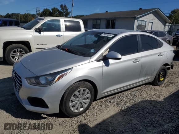 ✅ 2020 Hyundai Accent SE • VIN: 3KPC24A61LE106504 • Лот: 76941584. Опубликован ранее на Copart с пробегом 98 526 миль. Бесплатный доступ к архиву аукционных продаж из США и подробный отчёт об истории автомобиля на DreamBid. Изображение 1.