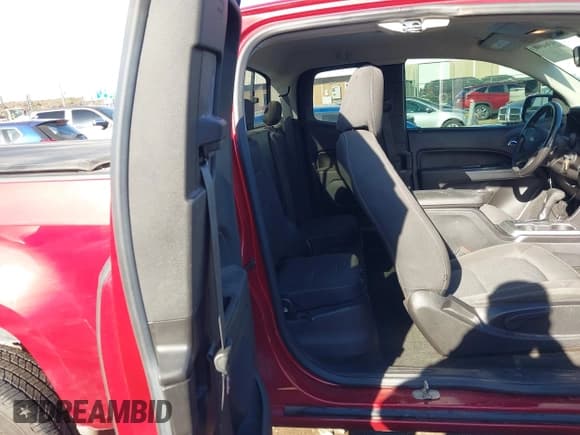 ✅ 2016 Chevrolet Colorado 2WD LT • VIN: 1GCHSCE30G1382827 • Lot: 43643903. Listed on IAAI with 76,773 mi. Free auction sales archive from the USA and detailed vehicle history report at DreamBid. Image 8.