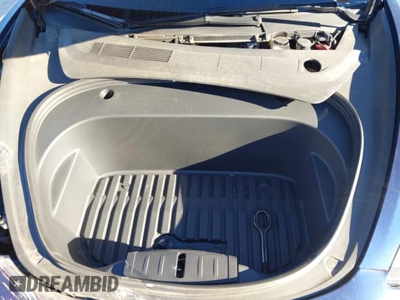 ✅ 2023 Tesla Model 3 • VIN: 5YJ3E1EA0PF477531 • Лот: 43641200. Опубликован ранее на IAAI с пробегом 34 325 миль. Бесплатный доступ к архиву аукционных продаж из США и подробный отчёт об истории автомобиля на DreamBid. Изображение 10.