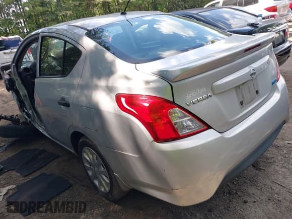 ✅ 2015 Nissan Versa SV • VIN: 3N1CN7AP6FL915601 • Lot: 42869645. Listed on IAAI with Not provided. Free auction sales archive from the USA and detailed vehicle history report at DreamBid. Image 3.