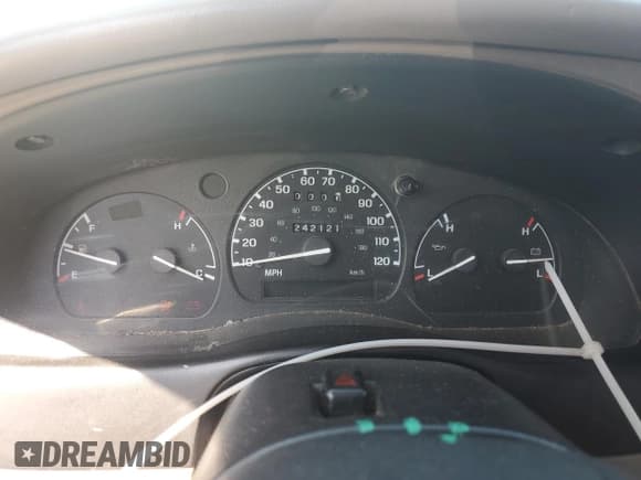 ✅ 1997 Ford Ranger XLT • VIN: 1FTCR10A9VUA76480 • Лот: 69607165. Опубликован ранее на Copart с пробегом 242 121 миль. Бесплатный доступ к архиву аукционных продаж из США и подробный отчёт об истории автомобиля на DreamBid. Изображение 9.