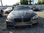 ✅ 2014 BMW M5 • VIN: WBSFV9C57ED594134 • Лот: 65199455. Опубликован ранее на Copart с пробегом 105 437 миль. Бесплатный доступ к архиву аукционных продаж из США и подробный отчёт об истории автомобиля на DreamBid. Изображение 5.