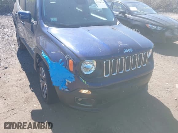 ✅ 2017 Jeep Renegade Latitude • VIN: ZACCJBBB1HPF76433 • Lot: 42958224. Listed on IAAI with 29,894 mi. Free auction sales archive from the USA and detailed vehicle history report at DreamBid. Image 6.