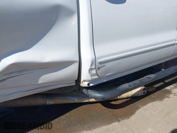 ✅ 2015 Chevrolet Silverado 2500HD LT • VIN: 1GC1KVE86FF520235 • Lot: 41664064. Listed on IAAI with 235,288 mi. Free auction sales archive from the USA and detailed vehicle history report at DreamBid. Image 19.