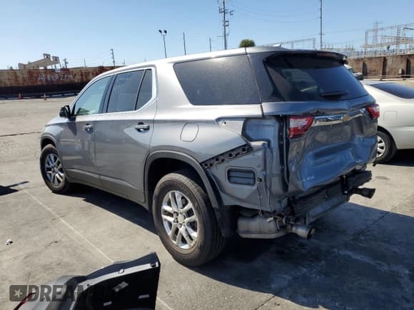 ✅ 2021 Chevrolet Traverse LS • VIN: 1GNERFKW3MJ166150 • Lot: 82398425. Wystawiony na Copart z przebiegiem 145 591 mil. Bezpłatny archiwum sprzedaży aukcyjnych z USA i szczegółowy raport historii pojazdu na DreamBid. Zdjęcie 2.