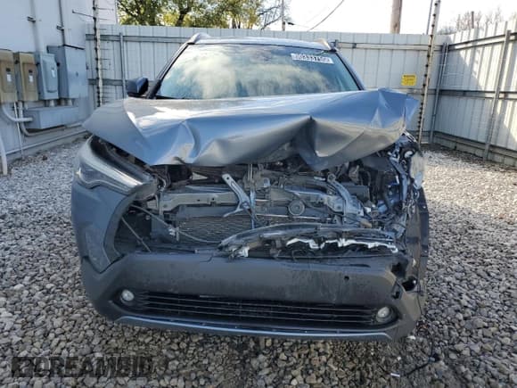 ✅ 2022 Toyota Corolla Cross XLE • VIN: 7MUDAABG6NV026840 • Lot: 90333755. Listed on Copart with 64,209 mi. Free auction sales archive from the USA and detailed vehicle history report at DreamBid. Image 5.