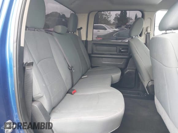 ✅ 2015 Ram 1500 Express • VIN: 1C6RR6KG0FS762887 • Lot: 42047359. Listed on IAAI with 146,963 mi. Free auction sales archive from the USA and detailed vehicle history report at DreamBid. Image 8.