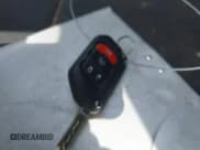 ✅ 2023 Jeep Gladiator Willys • VIN: 1C6JJTAM9PL591854 • Lot: 42817636. Wystawiony na IAAI z przebiegiem 1 954 mil. Bezpłatny archiwum sprzedaży aukcyjnych z USA i szczegółowy raport historii pojazdu na DreamBid. Zdjęcie 11.