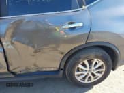 ✅ 2018 Nissan Rogue SV • VIN: 5N1AT2MV7JC815790 • Лот: 43632728. Опубликован ранее на IAAI с пробегом 91 991 миль. Бесплатный доступ к архиву аукционных продаж из США и подробный отчёт об истории автомобиля на DreamBid. Изображение 6.