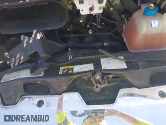 ✅ 2016 Ram ProMaster Cargo • VIN: 3C6TRVPGXGE128516 • Lot: 42315129. Wystawiony na IAAI z przebiegiem 109 234 mil. Bezpłatny archiwum sprzedaży aukcyjnych z USA i szczegółowy raport historii pojazdu na DreamBid. Zdjęcie 10.