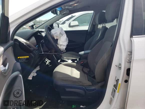 ✅ 2017 Hyundai Santa Fe 2.4L • VIN: 5XYZT3LB8HG419863 • Lot: 44273773. Wystawiony na Copart z przebiegiem 116 977 mil. Bezpłatny archiwum sprzedaży aukcyjnych z USA i szczegółowy raport historii pojazdu na DreamBid. Zdjęcie 7.