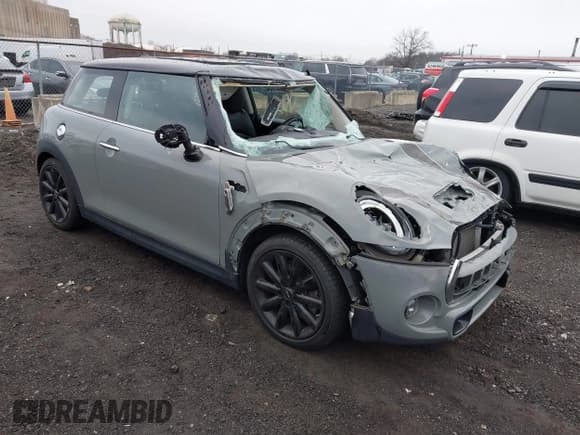 ✅ 2021 MINI Hardtop Cooper S • VIN: WMWXR5C00M2N93167 • Lot: 41685855. Wystawiony na IAAI z przebiegiem 47 730 mil. Bezpłatny archiwum sprzedaży aukcyjnych z USA i szczegółowy raport historii pojazdu na DreamBid. Zdjęcie 1.