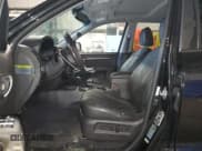 ✅ 2012 Hyundai Santa Fe SE • VIN: 5XYZHDAG0CG127901 • Lot: 63340214. Listed on Copart with 197,402 mi. Free auction sales archive from the USA and detailed vehicle history report at DreamBid. Image 7.