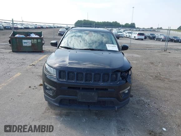 ✅ 2019 Jeep Compass Latitude • VIN: 3C4NJDBB9KT631067 • Lot: 43156049. Listed on IAAI with 127,713 mi. Free auction sales archive from the USA and detailed vehicle history report at DreamBid. Image 6.