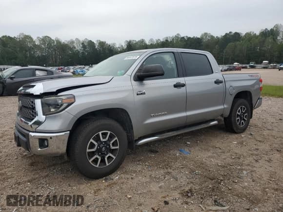 ✅ 2019 Toyota Tundra SR5 • VIN: 5TFDY5F1XKX807207 • Лот: 84447075. Опубликован ранее на Copart с пробегом 125 562 миль. Бесплатный доступ к архиву аукционных продаж из США и подробный отчёт об истории автомобиля на DreamBid. Изображение 1.
