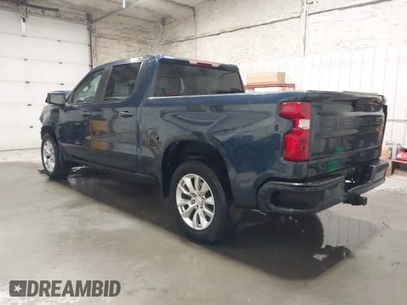 ✅ 2023 Chevrolet Silverado 1500 Custom • VIN: 1GCPABEK0PZ155669 • Lot: 42191863. Wystawiony na IAAI z przebiegiem 53 363 mil. Bezpłatny archiwum sprzedaży aukcyjnych z USA i szczegółowy raport historii pojazdu na DreamBid. Zdjęcie 3.