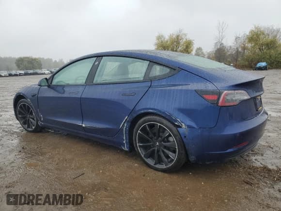 ✅ 2018 Tesla Model 3 Long Range Battery • VIN: 5YJ3E1EA5JF076421 • Lot: 86235535. Wystawiony na Copart z przebiegiem 79 936 mil. Bezpłatny archiwum sprzedaży aukcyjnych z USA i szczegółowy raport historii pojazdu na DreamBid. Zdjęcie 2.