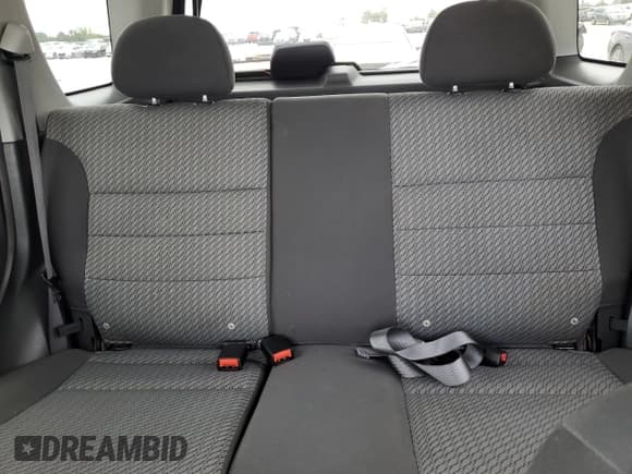 ✅ 2004 Ford Escape XLT • VIN: 1FMCU93124DA15295 • Lot: 72222414. Listed on Copart with 77,496 mi. Free auction sales archive from the USA and detailed vehicle history report at DreamBid. Image 10.