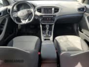 ✅ 2018 Hyundai Ioniq SEL • VIN: KMHC75LC8JU095604 • Lot: 41922415. Wystawiony na Copart z przebiegiem 135 163 mil. Bezpłatny archiwum sprzedaży aukcyjnych z USA i szczegółowy raport historii pojazdu na DreamBid. Zdjęcie 8.