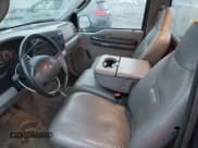 ✅ 2006 Ford F-350 • VIN: 1FTSF30Y16ED89693 • Lot: 86711844. Listed on Copart with 111,445 mi. Free auction sales archive from the USA and detailed vehicle history report at DreamBid. Image 8.